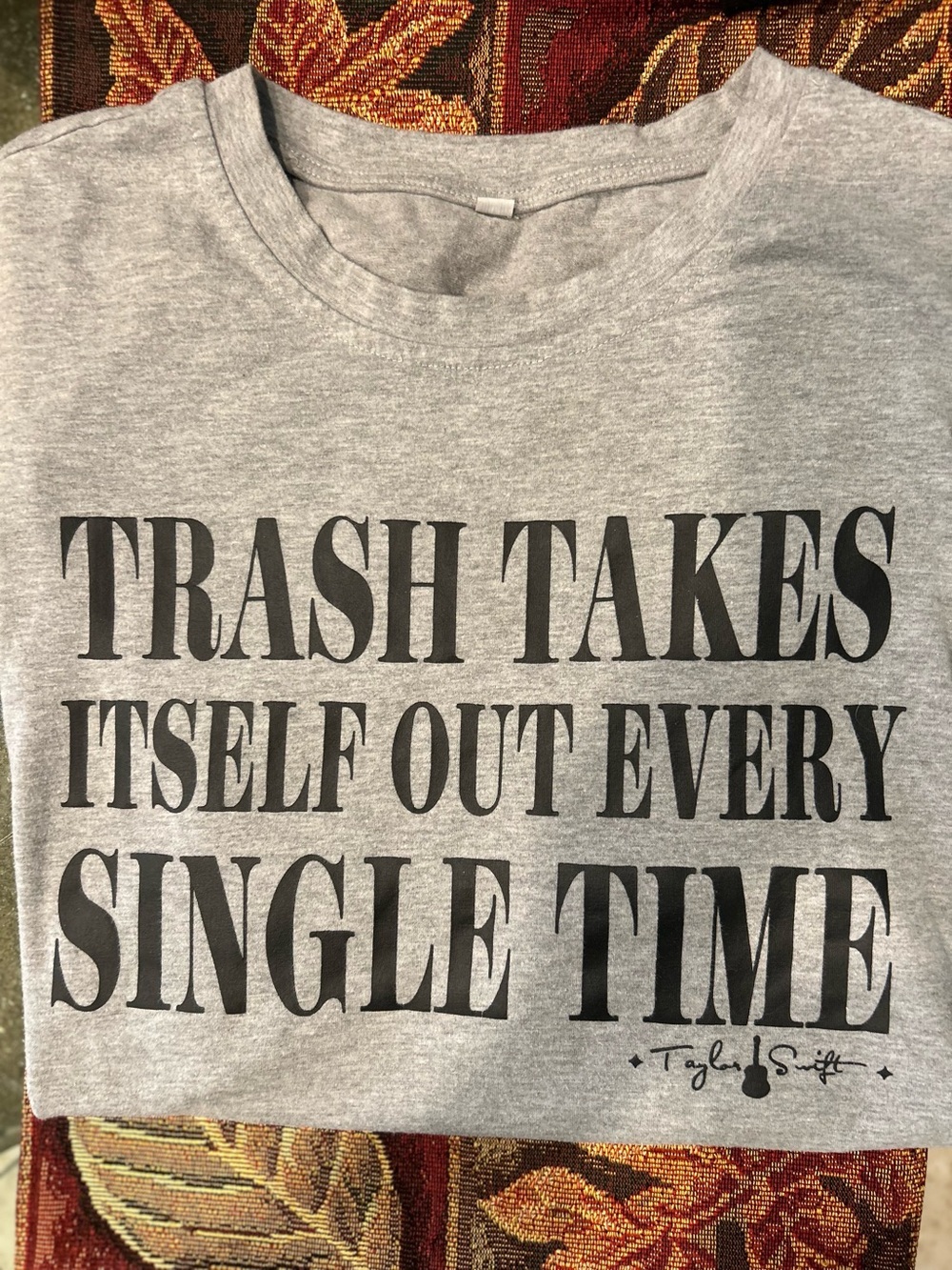 Taylor Swift "Trash Takes Itself Out Every Single Time" Graphic Tee Gray Size M
